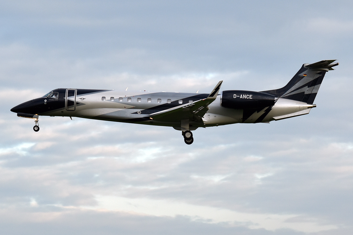Embraer Legacy 650/650E